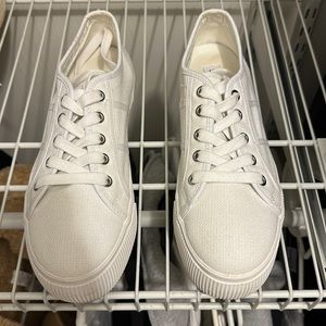 Steve Madden sneakers